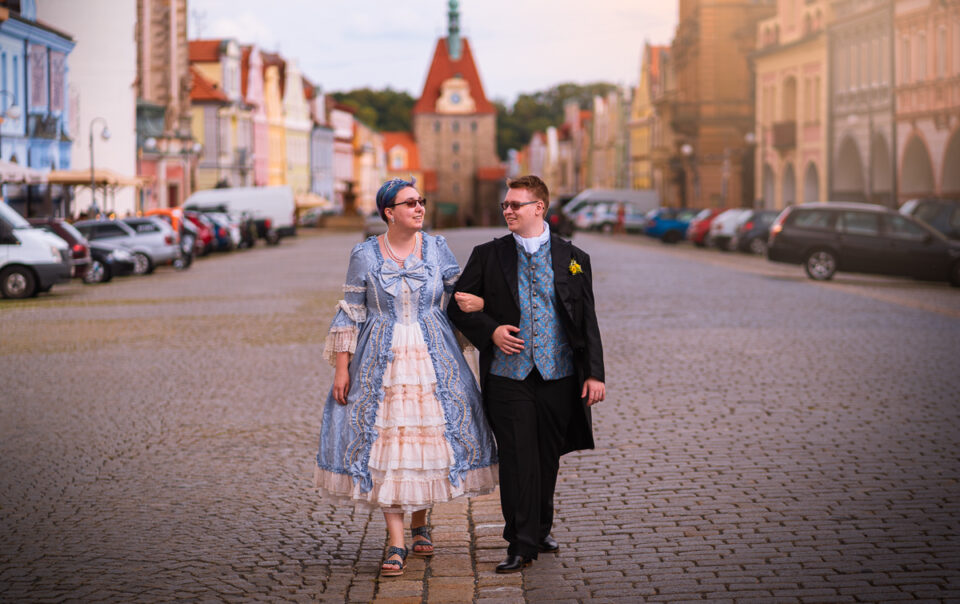 Svatební příběh Jem a Tobi v Domažlicích - Svatební fotograf Radek Vandra