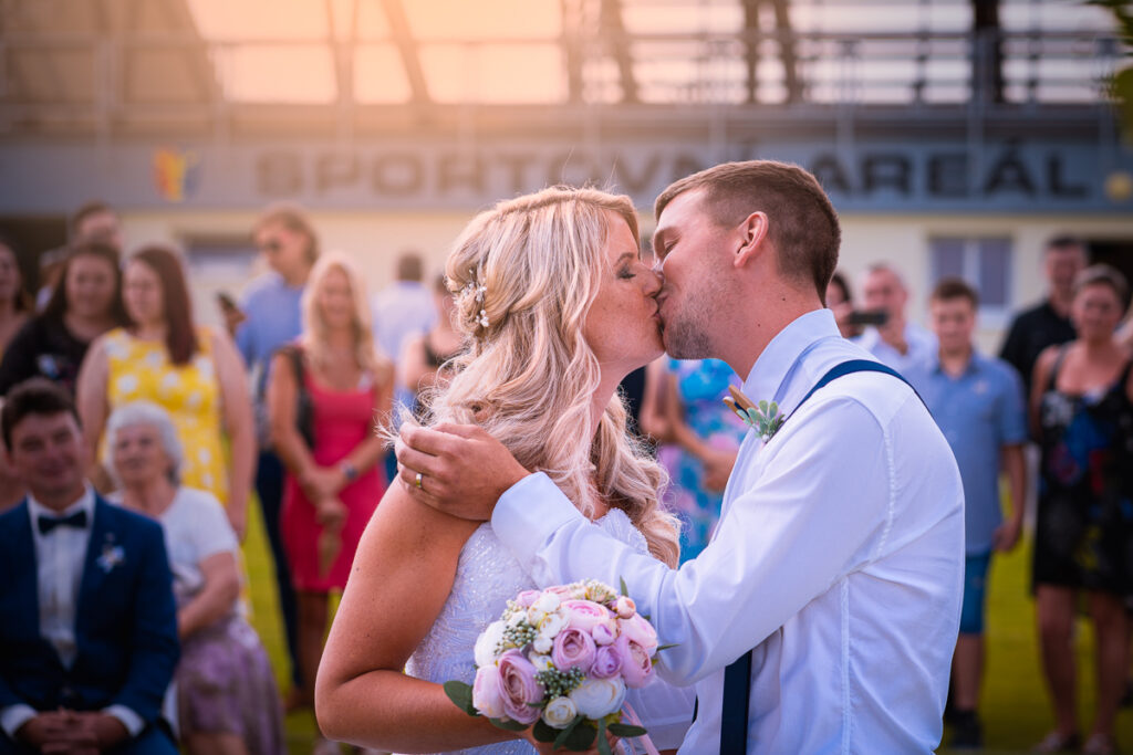 Svatební příběh Denči a Jardy v Rakové - Svatební fotograf Radek Vandra