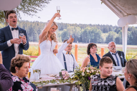 Svatební příběh Denči a Jardy v Rakové - Svatební fotograf Radek Vandra