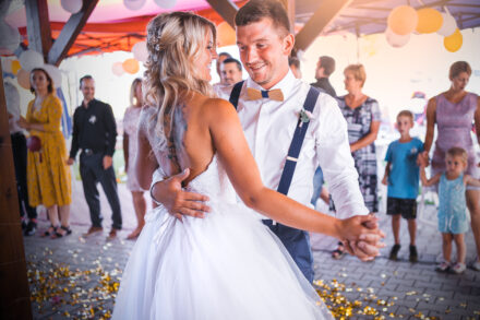 Svatební příběh Denči a Jardy v Rakové - Svatební fotograf Radek Vandra
